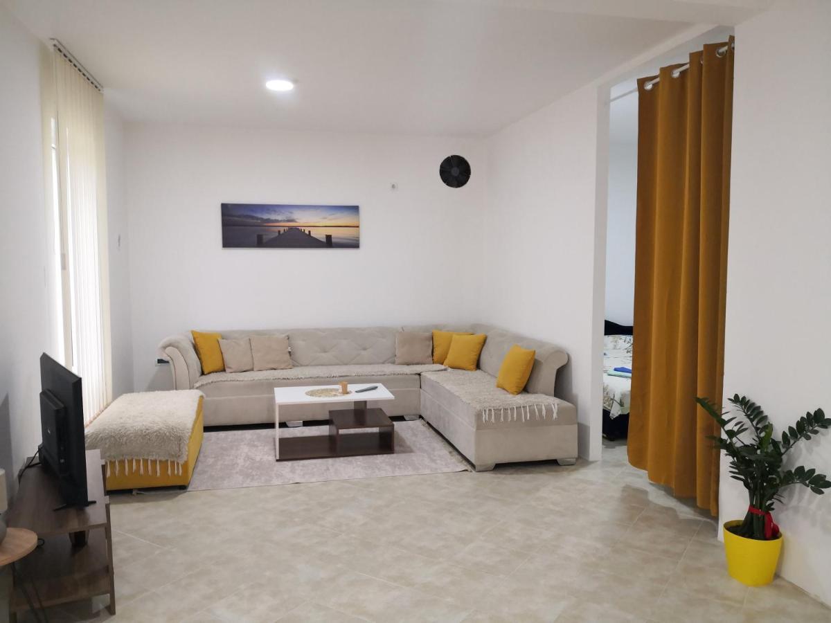 Apartman Maj ビイェロ・ポリェ エクステリア 写真